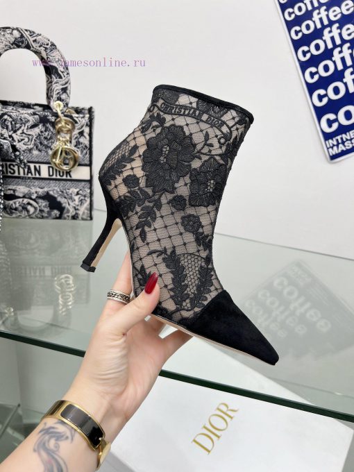 Follow the bootsJ'ADIOR Embroidered Jacquard Mesh Boots Dior 2023 Spring/Summer Latest Coloro2pn7fgr - Image 2