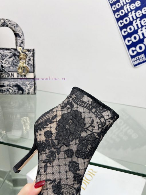 Follow the bootsJ'ADIOR Embroidered Jacquard Mesh Boots Dior 2023 Spring/Summer Latest Coloro2pn7fgr - Image 8