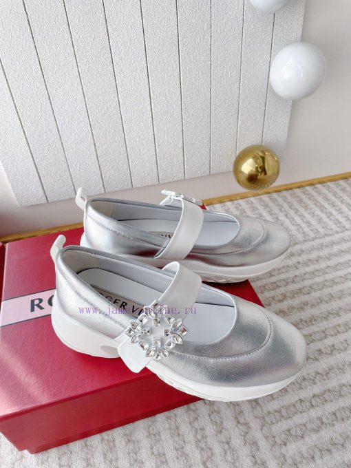 In early spring 2024, the new Viv 'Run diamond buckle fabric sports shoes Tang Yanlin Yunlinaxf2o3ya - Image 3