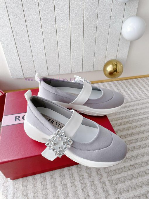 In early spring 2024, the new Viv 'Run diamond buckle fabric sports shoes Tang Yanlin Yunlin5ttzadyr - Image 3