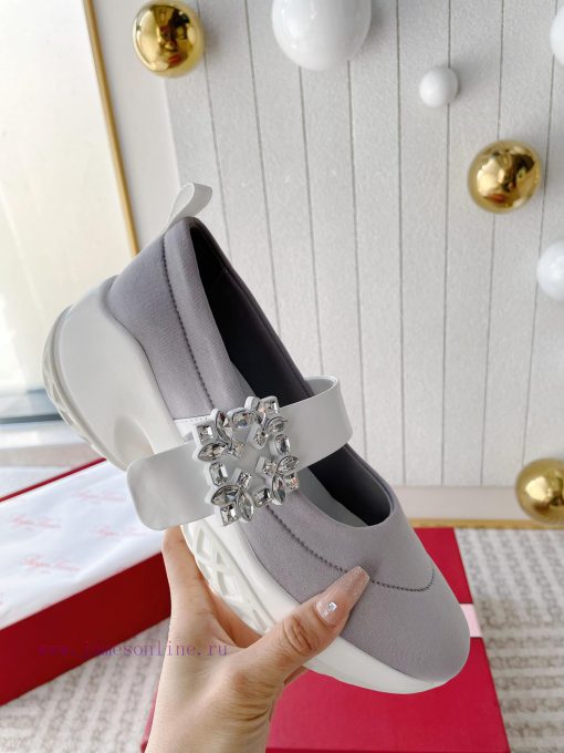 In early spring 2024, the new Viv 'Run diamond buckle fabric sports shoes Tang Yanlin Yunlin5ttzadyr - Image 5