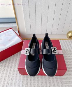In early spring 2024, the new Viv 'Run diamond buckle fabric sports shoes Tang Yanlin Yunlinu9p3rgq9