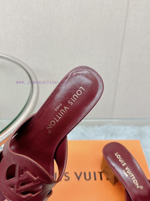 -Top qualityLoui Vuitton's new hollowed out slippersInterpreting timeless elegant designs wipcbj3ae0 - Image 9