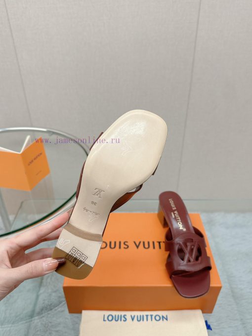 -Top qualityLoui Vuitton's new hollowed out slippersInterpreting timeless elegant designs wipcbj3ae0 - Image 10