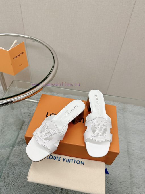 -Top qualityLoui Vuitton's new hollowed out slippersInterpreting timeless elegant designs wimmd60d7m - Image 5