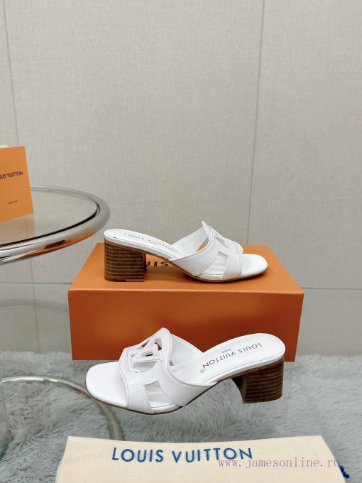 -Top qualityLoui Vuitton's new hollowed out slippersInterpreting timeless elegant designs wimmd60d7m - Image 6