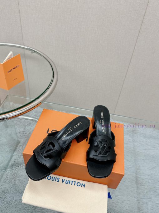 -Top qualityLoui Vuitton's new hollowed out slippersInterpreting timeless elegant designs wijq0qu7ep - Image 5
