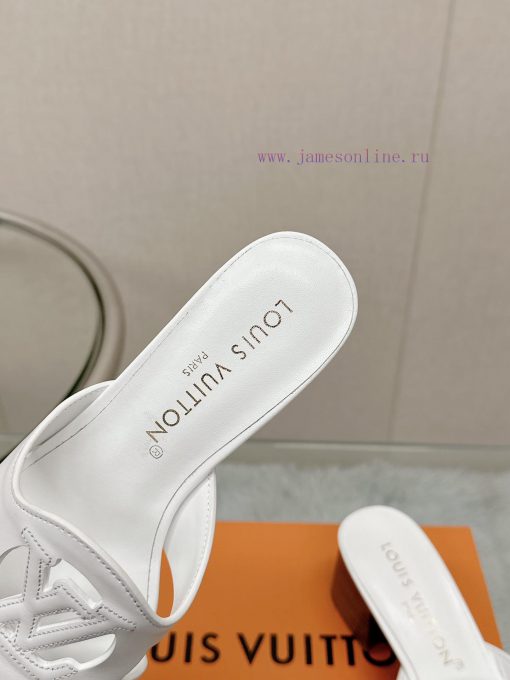 -Top qualityLoui Vuitton's new hollowed out slippersInterpreting timeless elegant designs wimmd60d7m - Image 9