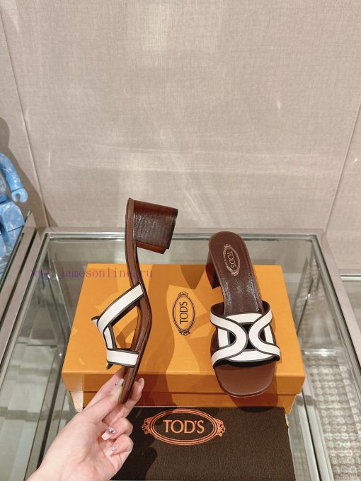 -24Ss new Tod * buckle thick heel slippersThis sandal is made of soft leather, cut into the turkyecw - Image 3