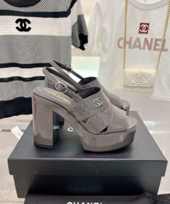 𝗖𝗛𝗔𝗡𝗘𝗟 Fashion Show Coarse Heel Water Platform Sandals Popular Running Single Explosive Prodeywg2f8g