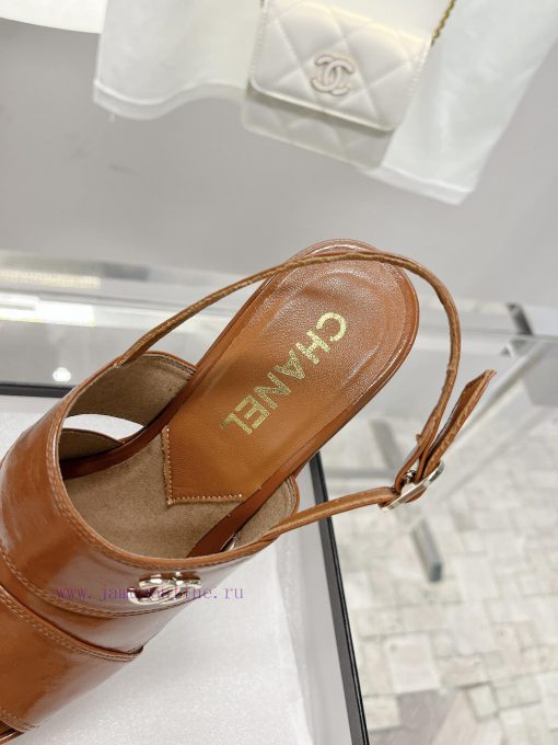 𝗖𝗛𝗔𝗡𝗘𝗟 Fashion Show Coarse Heel Water Platform Sandals Popular Running Single Explosive Prodvsnxtmid - Image 9