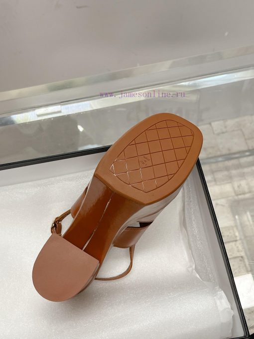 𝗖𝗛𝗔𝗡𝗘𝗟 Fashion Show Coarse Heel Water Platform Sandals Popular Running Single Explosive Prodvsnxtmid - Image 10