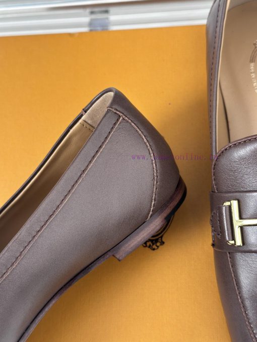 Tods Classic Coarse Heel Horseneck BuckleLefu shoesSignature T-shaped buckle, simple and exqczx75u7m - Image 7
