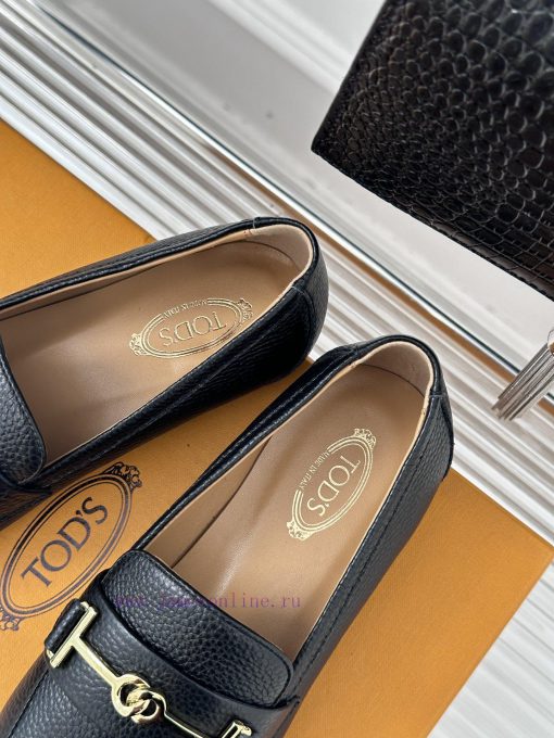 Tods Classic Coarse Heel Horseneck BuckleLefu shoesSignature T-shaped buckle, simple and exqb03jjuy2 - Image 9