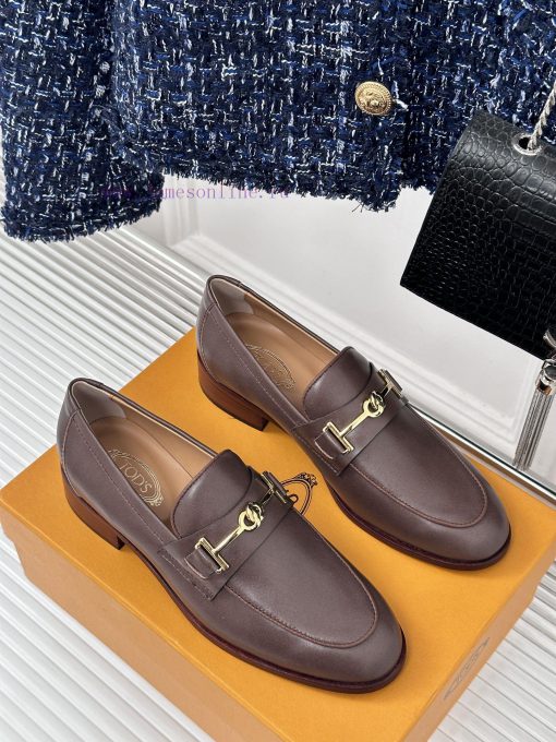 Tods Classic Coarse Heel Horseneck BuckleLefu shoesSignature T-shaped buckle, simple and exqssgdp57q - Image 4