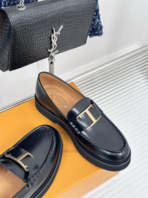 Tods Classic Thick soled loafersSignature T-shaped buckle, simple and exquisiteThis hardwarebqly3xpw - Image 6