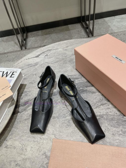 MIU MIU 24 Spring/Summer New Collection Retro Square Head Thick Heel Cool DragSimple yet cla63i18b2c - Image 3