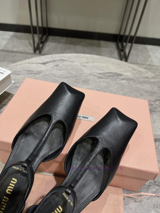 MIU MIU 24 Spring/Summer New Collection Retro Square Head Thick Heel Cool DragSimple yet cla63i18b2c - Image 8