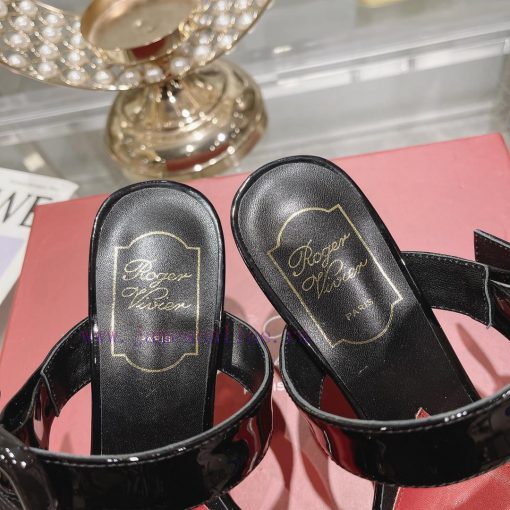 Roger Vivier's new slippers feature a single and double strap design with genuine leather sqhpvjoggx - Image 8