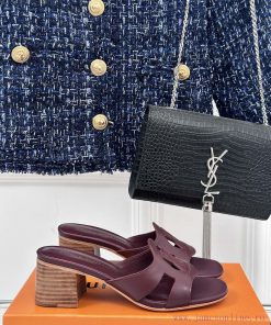 L * V donkey brand classic explosive hollow out designThick heeled slippersThe fabric is madmcmcyxw1