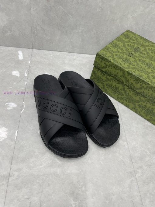 ️Gucci official website unisex woven rubber slippers sandalsThe mixed style continues to enr9qlyppvk - Image 6