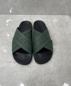️Gucci official website unisex woven rubber slippers sandalsThe mixed style continues to enr9m4doeek