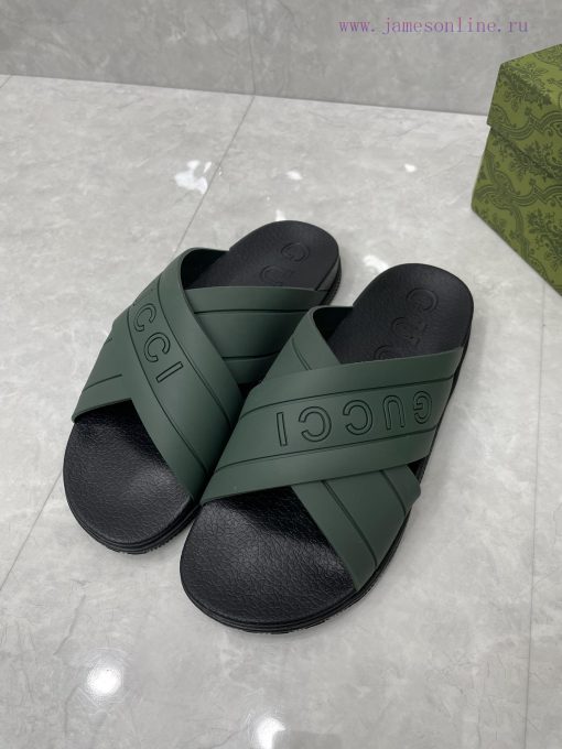 ️Gucci official website unisex woven rubber slippers sandalsThe mixed style continues to enr9m4doeek - Image 9