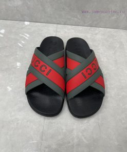 ️Gucci official website unisex woven rubber slippers sandalsThe mixed style continues to enrw00os0mv