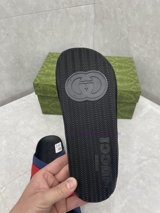 ️Gucci official website unisex woven rubber slippers sandalsThe mixed style continues to enr8hb4c5df - Image 9