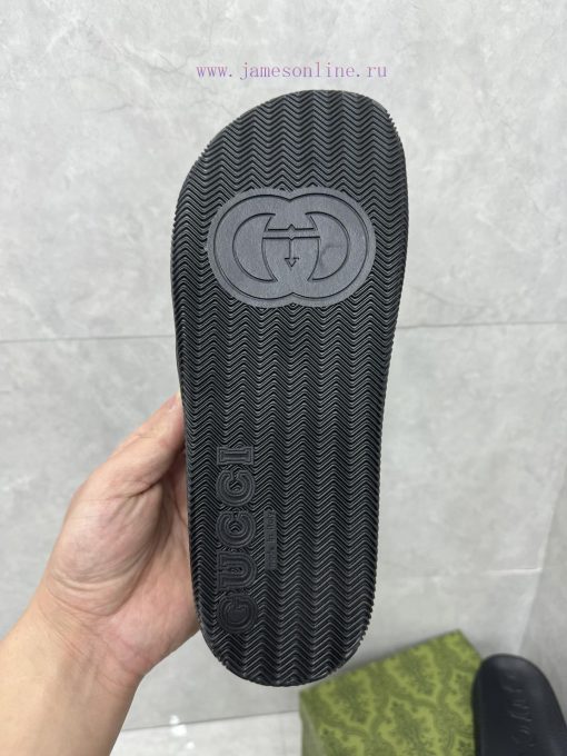 ️Gucci official website unisex woven rubber slippers sandalsThe mixed style continues to enrc6wuuzcp - Image 10