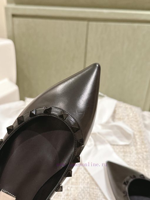 Flat bottomed | ² ⁰ ² 4 𝐬𝐬 🤍🤎 Is your shoe cabinet missing a pair from the Four Seasons Versnjjtmvur - Image 5