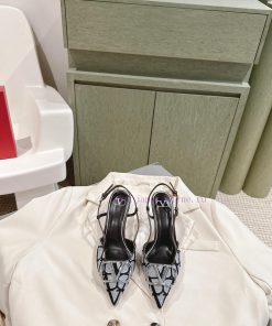 Flat bottomed | ² ⁰ ² 4 𝐬𝐬 🤍🤎 Is your shoe cabinet missing a pair from the Four Seasons Verslszv2pxg