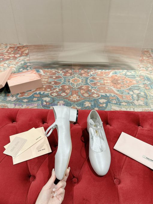 ️  Miu Miu 24 Early Spring Edition Upgraded Craftsmanship to Create Exquisite Products, Decovtom2nck - Image 4