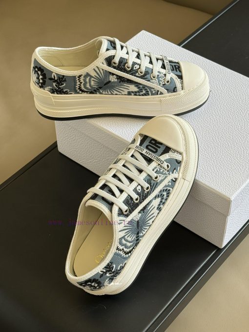 Insert 24 new colors in three colorsDior 24 Early Spring Red soled Embroidered SneakersThe t77iqc3ty - Image 6