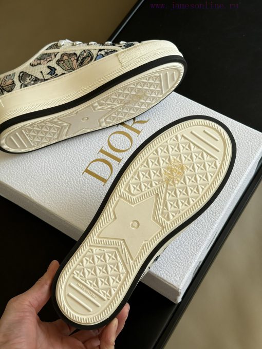 Insert 24 new colors in three colorsDior 24 Early Spring Red soled Embroidered SneakersThe t8jmdhdzb - Image 9