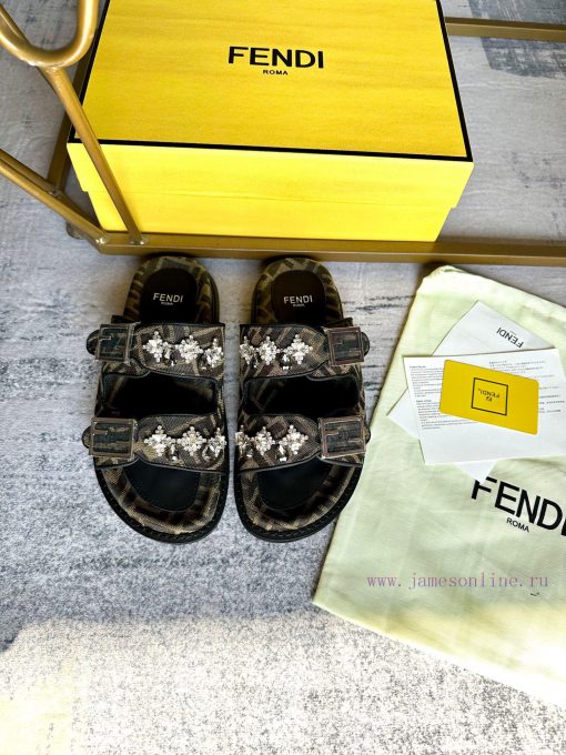 FENDI's latest popular double strap flat slippers with FF functional buckle, adorned with FF37r39590 - Image 3
