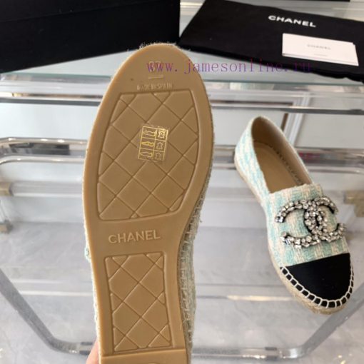 Chanel's new diamond fisherman shoes are crafted with top-notch craftsmanship, featuring purn2drpdg9 - Image 10