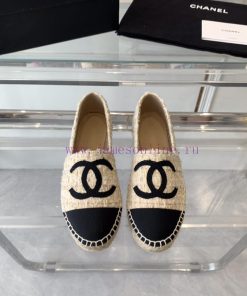 Chanel's new fisherman shoes are made with top-notch craftsmanship, with pure handmade stitczk0ntcii