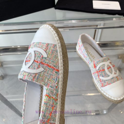 Chanel's new fisherman shoes are made with top-notch craftsmanship, with pure handmade stitcrq4nmxmb - Image 7