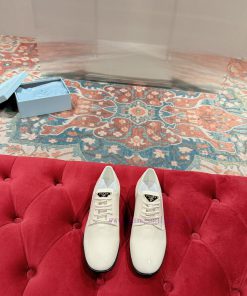️  PRADA makes a hot debut with top-notch photos, original remastered version, super regularek4p0jyh