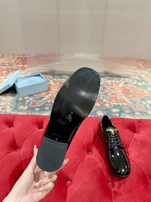 ️  PRADA makes a hot debut with top-notch photos, original remastered version, super regulare6tdokwe - Image 10