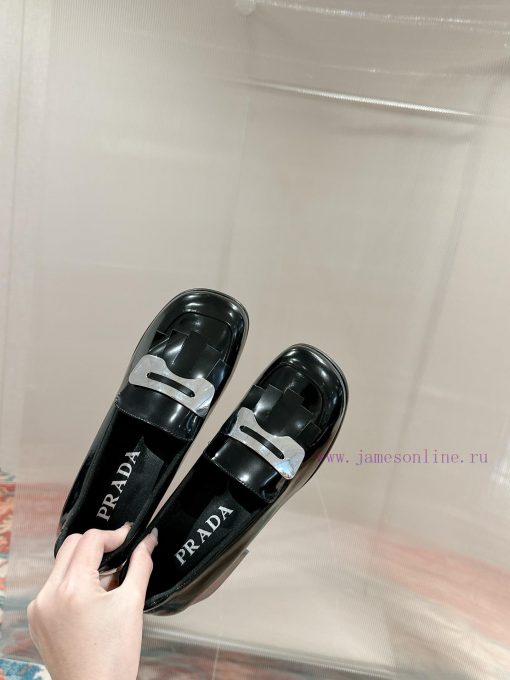️  PRADA makes a hot debut with top-notch photos, original remastered version, super regularbjczuoxp - Image 4