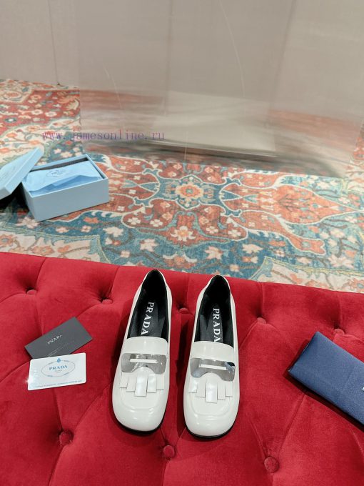 ️  PRADA makes a hot debut with top-notch photos, original remastered version, super regular38alijy8 - Image 2