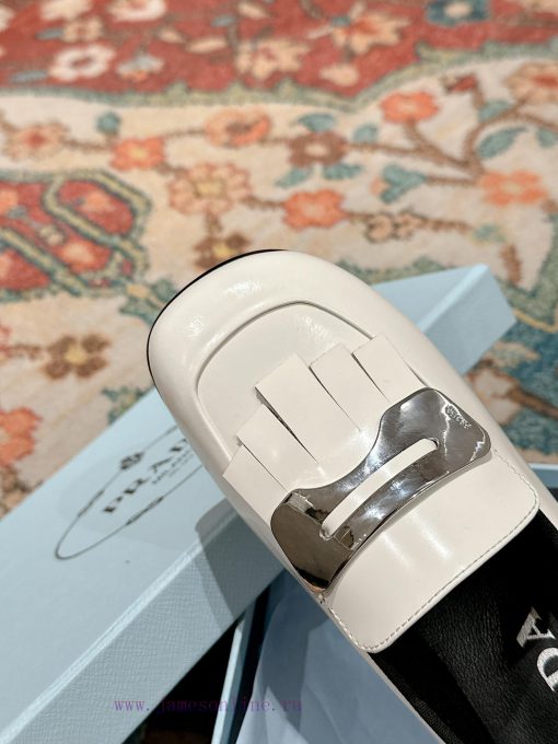 ️  PRADA makes a hot debut with top-notch photos, original remastered version, super regular38alijy8 - Image 5