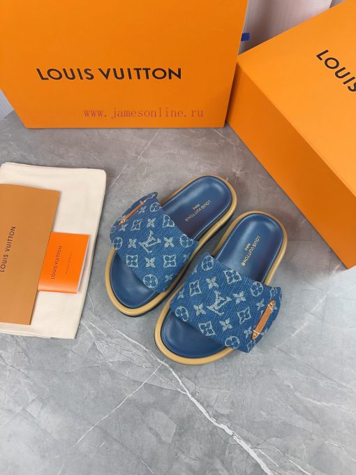 LV Lv brand L Home 2023 popular embossed logo embossed cool slippers. This Pool Pillow Comfosbnxf2gw - Image 8