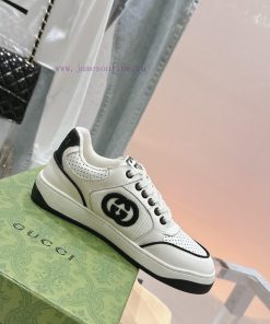 . 𝐆𝐔𝐂𝐂 * 24SS latest sports couple shoes retro distressed white shoes, original development xud8u6v7