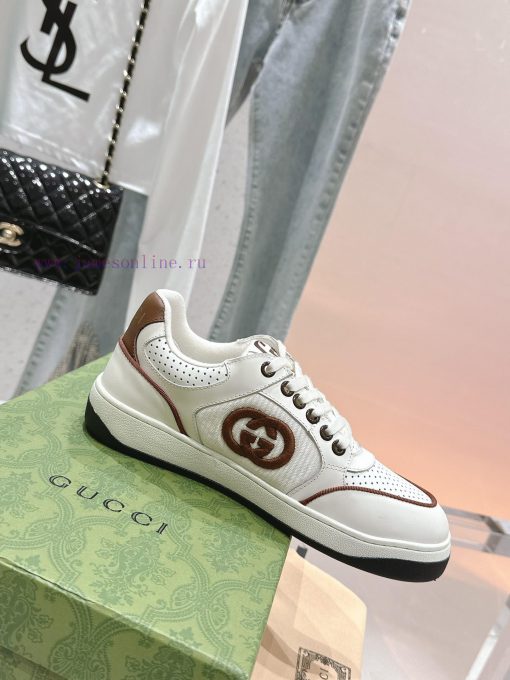 . 𝐆𝐔𝐂𝐂 * 24SS latest sports couple shoes retro distressed white shoes, original development imyl976z