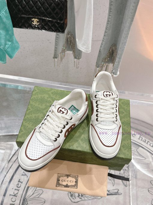 . 𝐆𝐔𝐂𝐂 * 24SS latest sports couple shoes retro distressed white shoes, original development imyl976z - Image 4