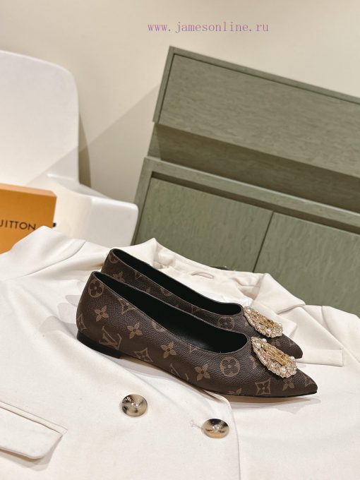 Louis Vuitton | ² ⁰ ² 4 𝐬𝐬 🤍🤎 𝐋𝐨𝐮𝐢𝐬𝐕𝐮𝐢𝐭𝐭𝐨𝐧 LV Cruise Women's Shoes Early Spring New Beautifullinf5qy - Image 4