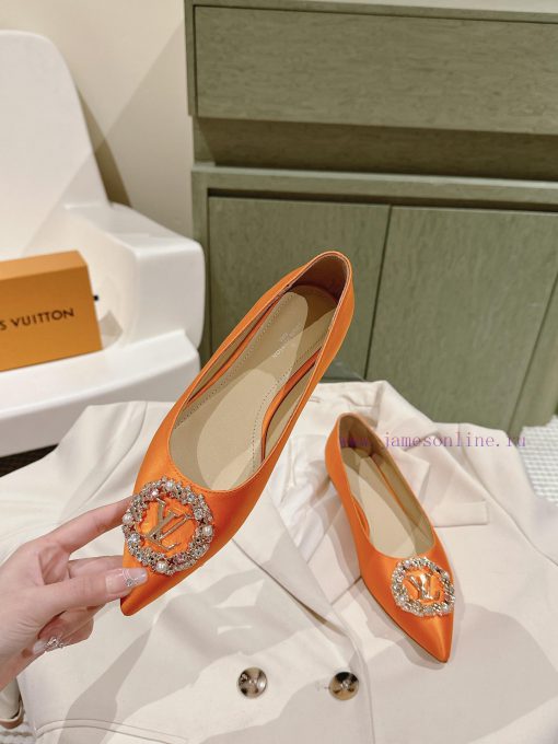 Louis Vuitton | ² ⁰ ² 4 𝐬𝐬 🤍🤎 𝐋𝐨𝐮𝐢𝐬𝐕𝐮𝐢𝐭𝐭𝐨𝐧 LV Cruise Women's Shoes Early Spring New Beautifuiibqrydp - Image 3